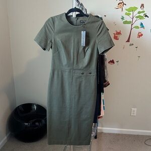 Banana Republic Olive Green Short-Sleeve Midi Sheath Dress